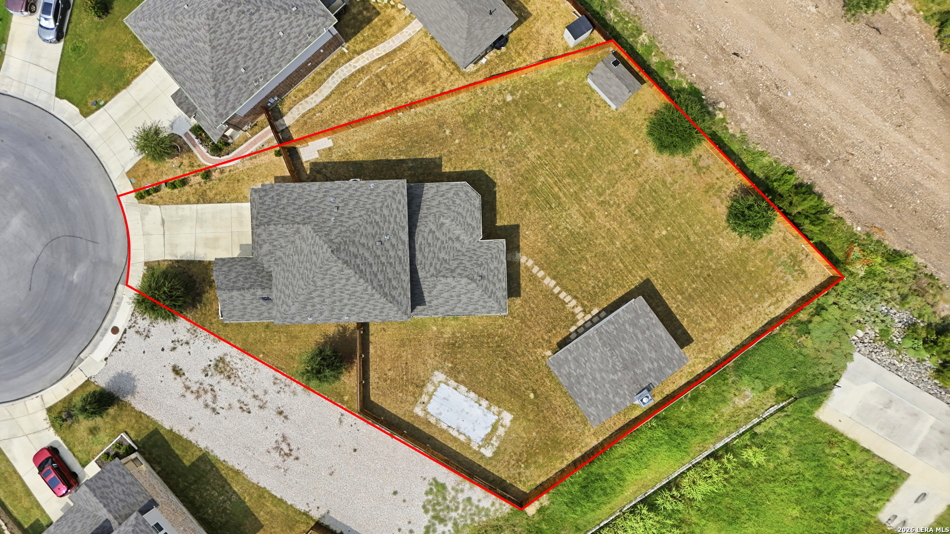 main property photo 31
