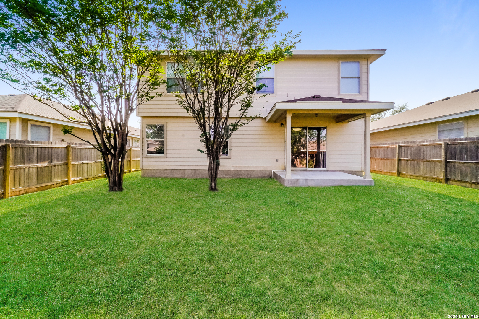main property photo 14