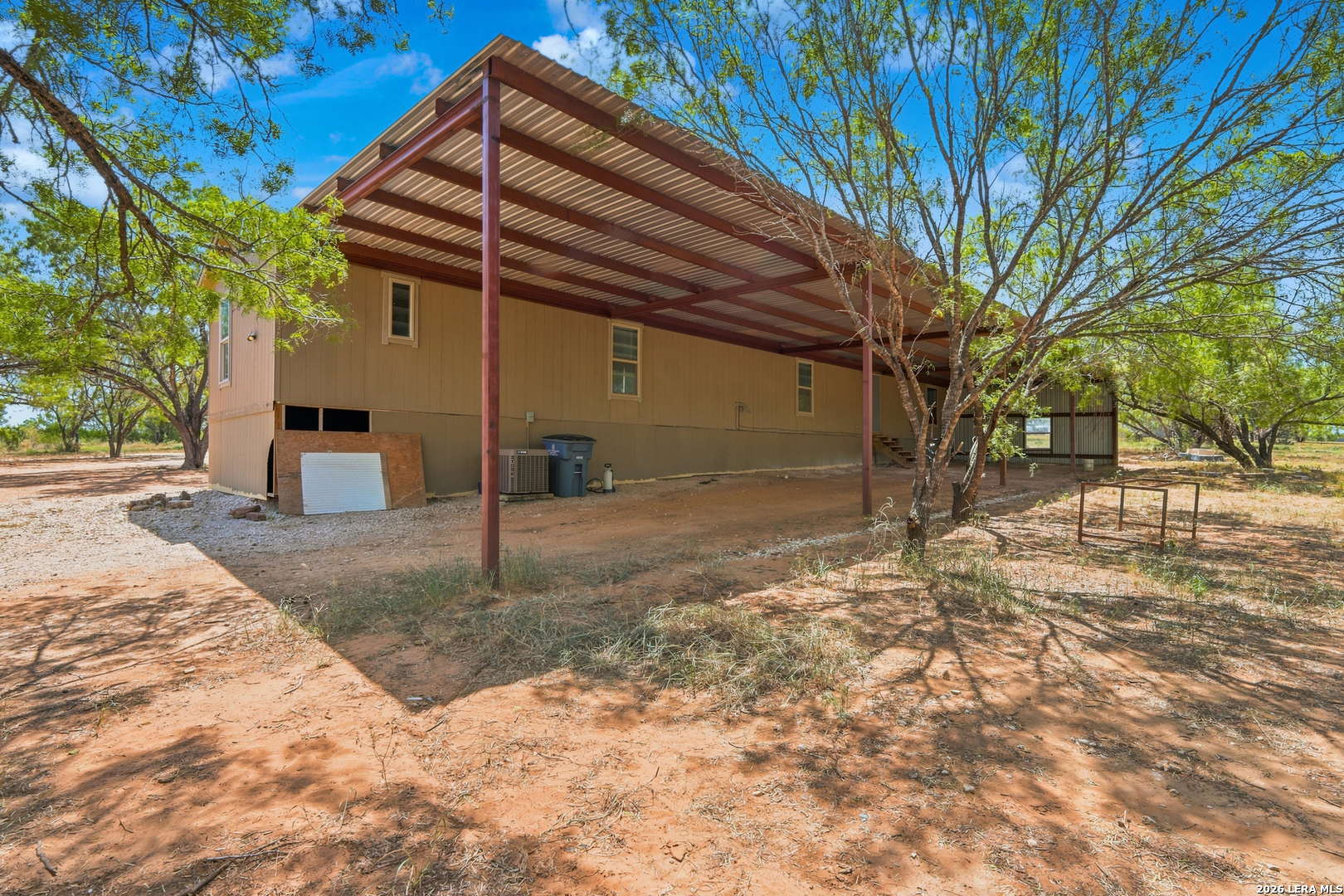 main property photo 21