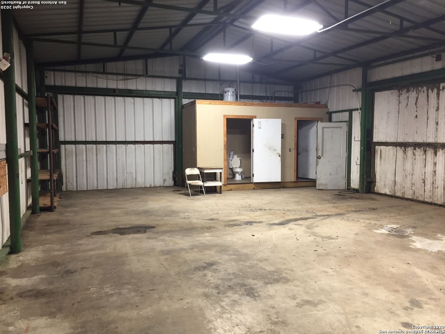 main property photo 6