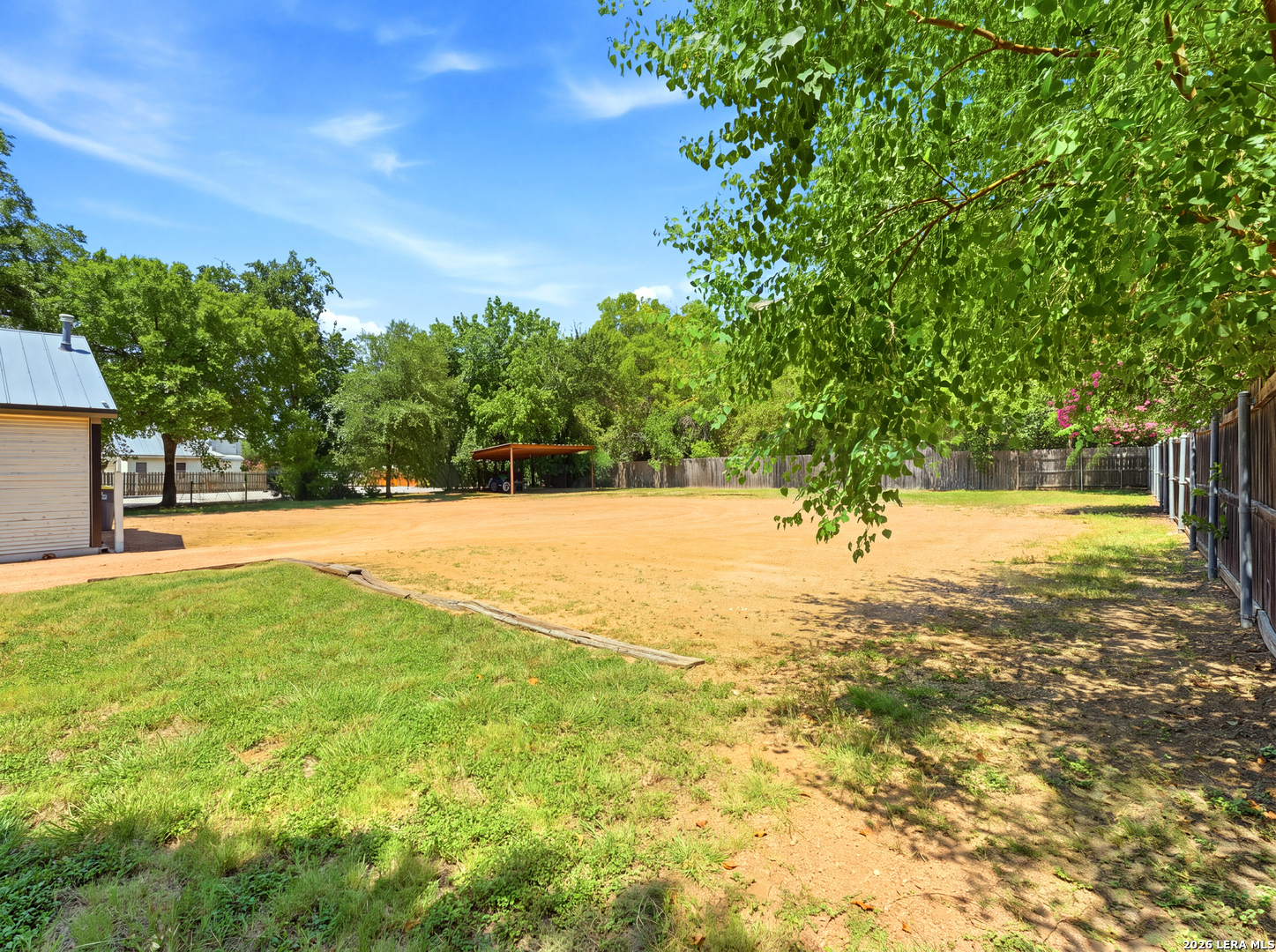 main property photo 33