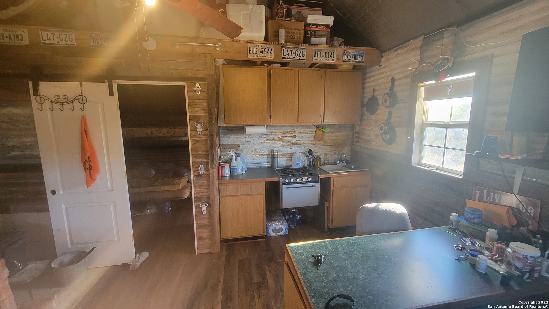 main property photo 17