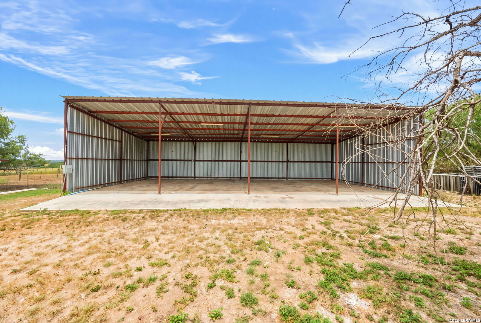 main property photo 20