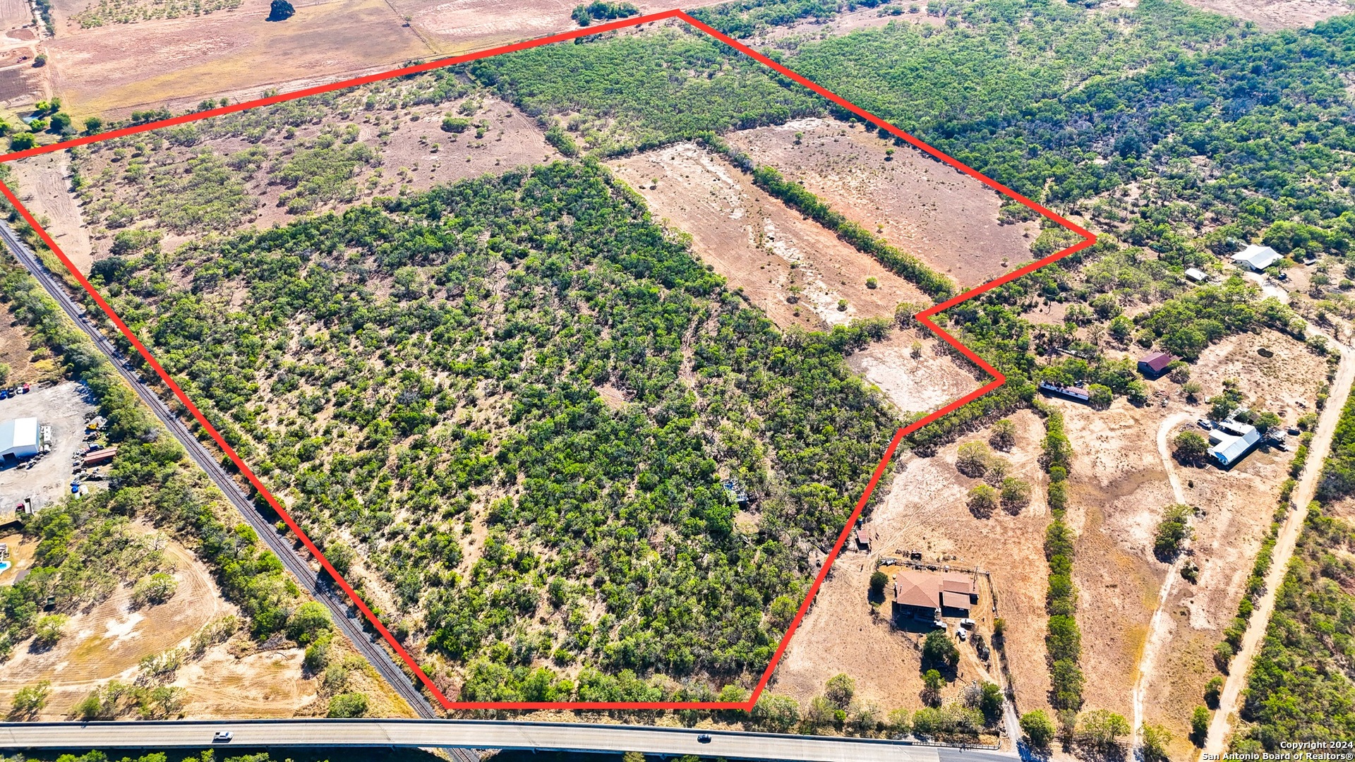 main property photo 2