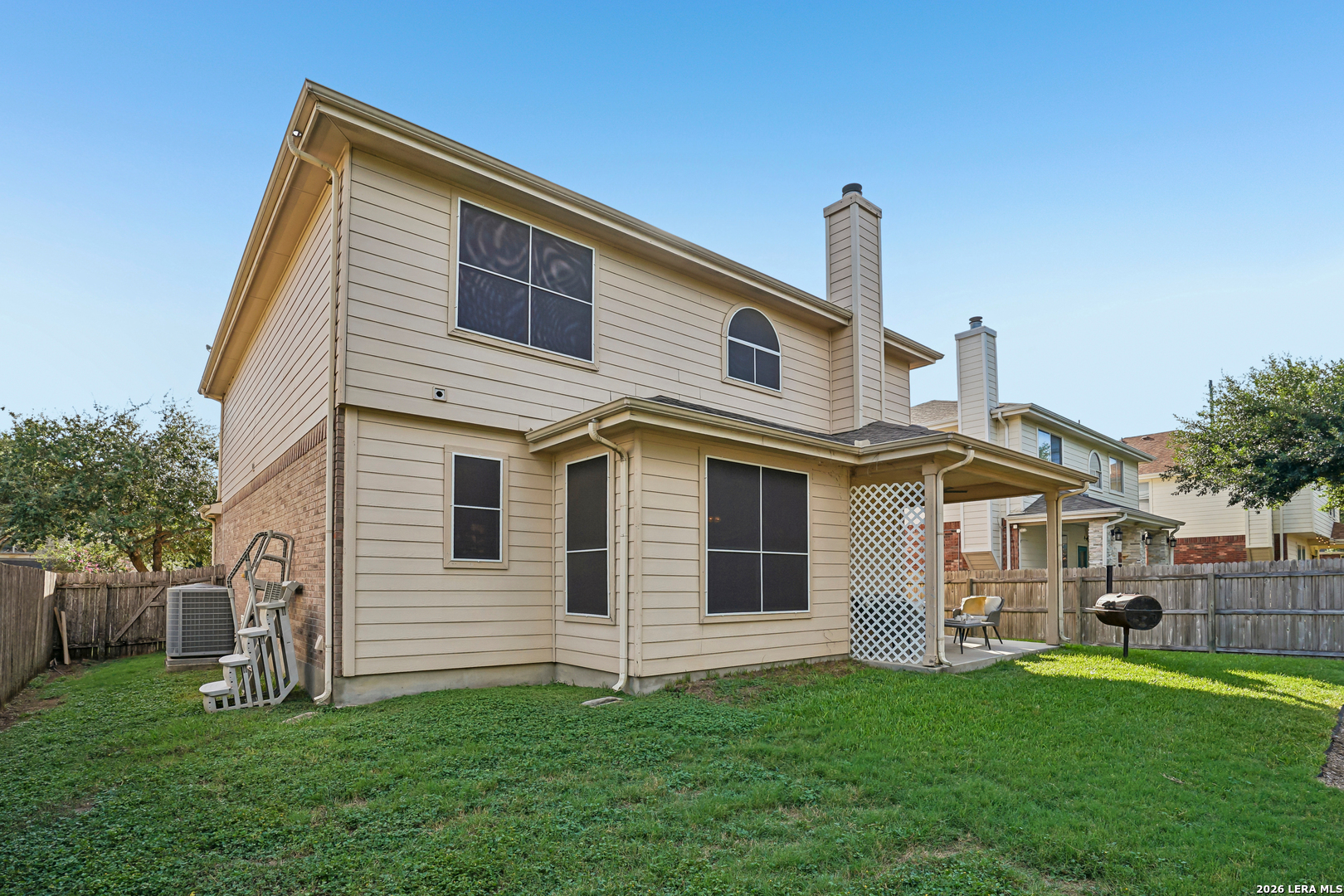 main property photo 41