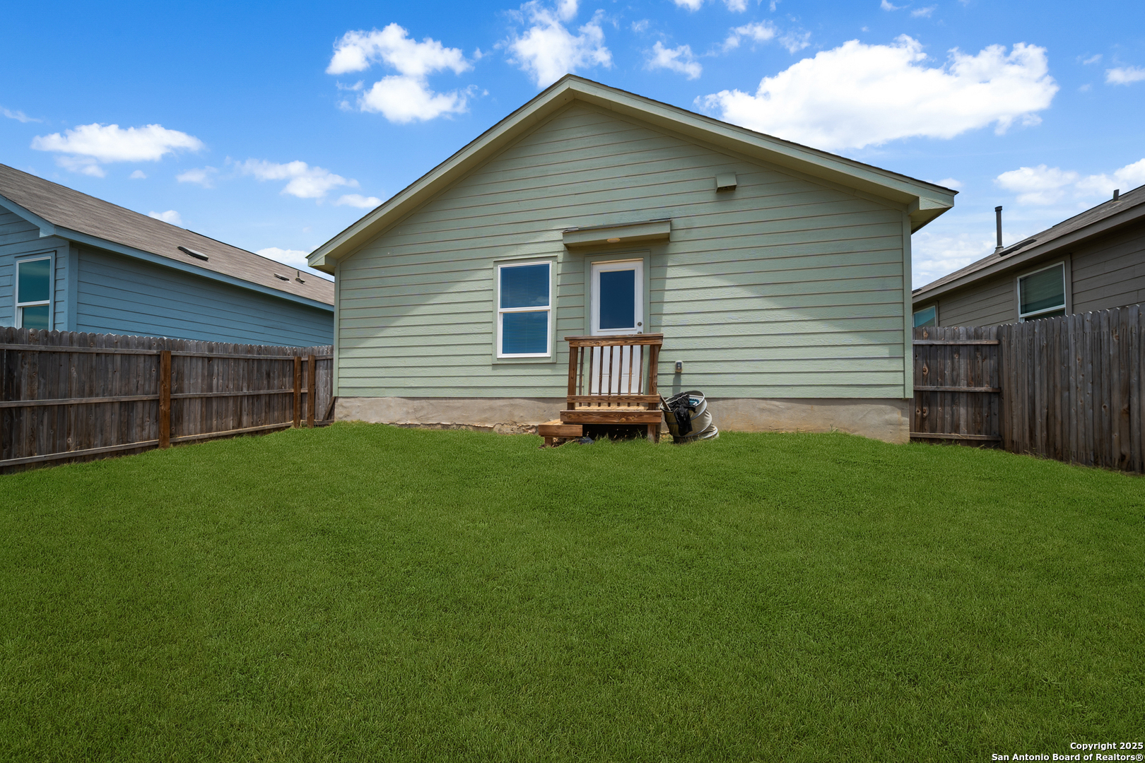 main property photo 29