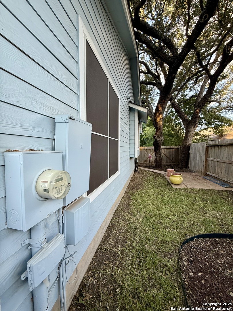 main property photo 16