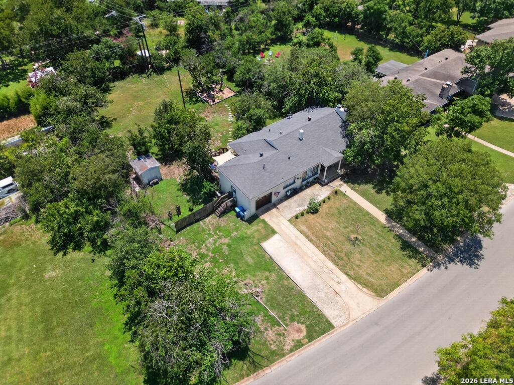 main property photo 38
