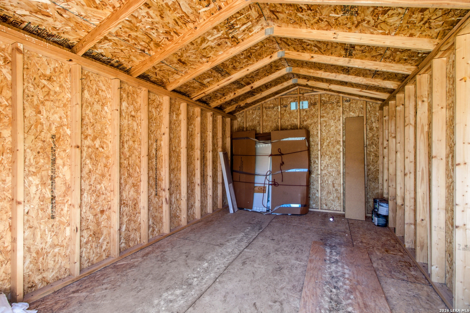 main property photo 44