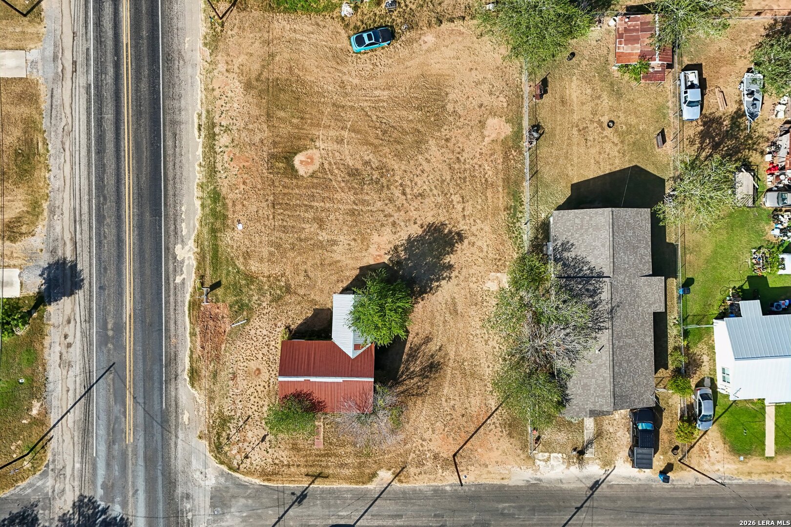 main property photo 6