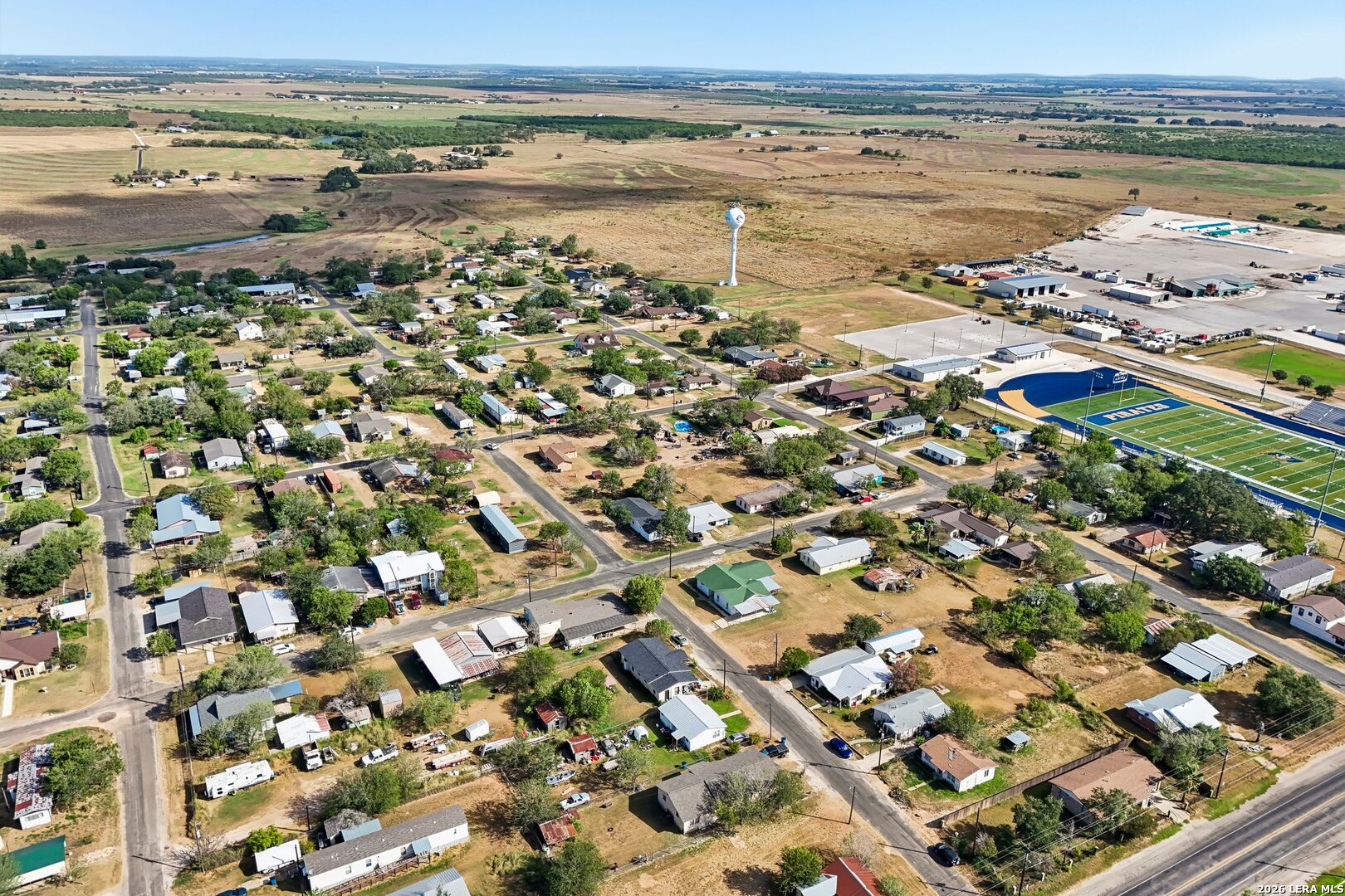 main property photo 9