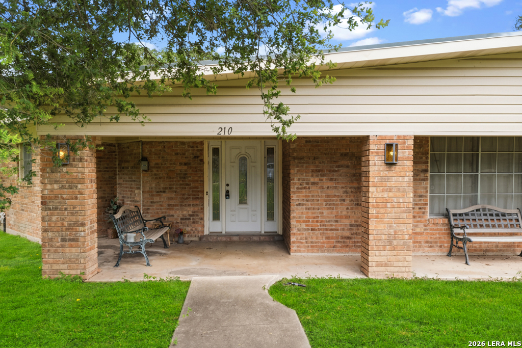 main property photo 3