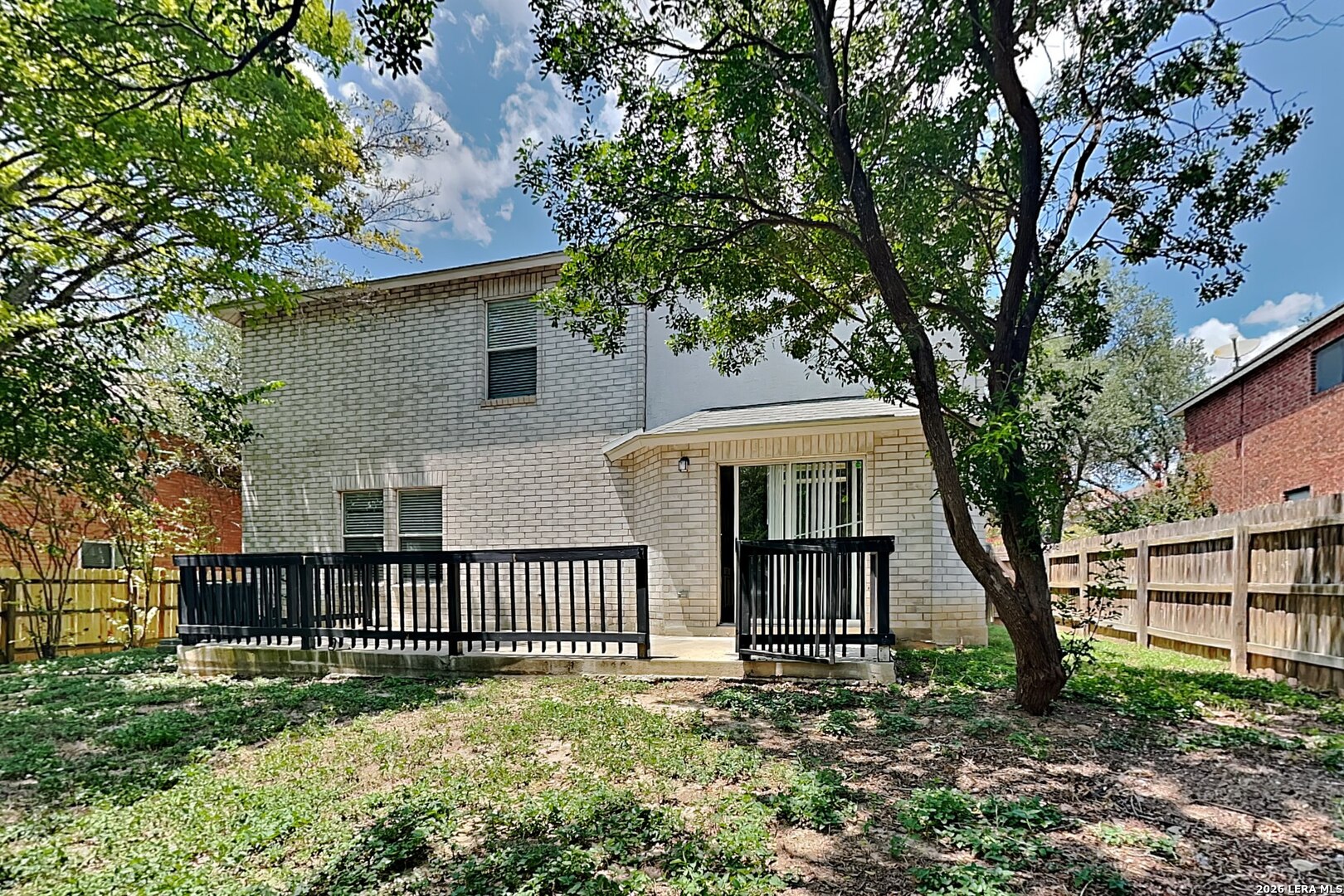 main property photo 17