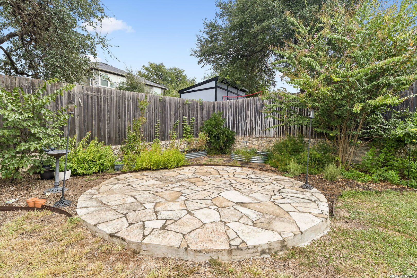 main property photo 31