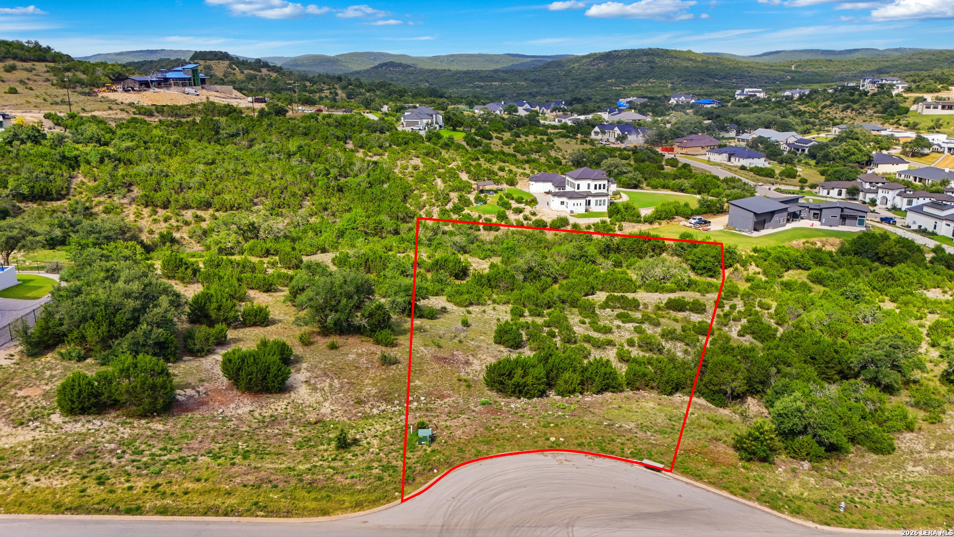 main property photo 13