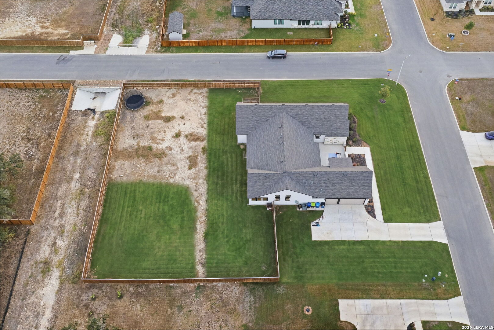 main property photo 38