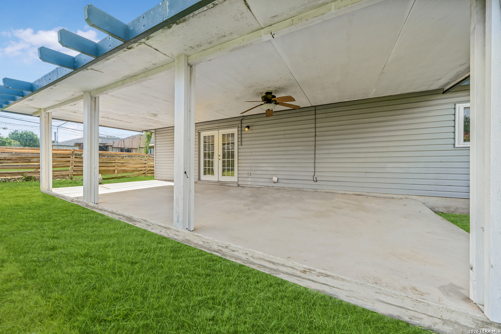 main property photo 15