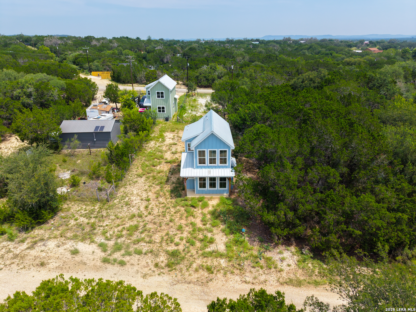 main property photo 13