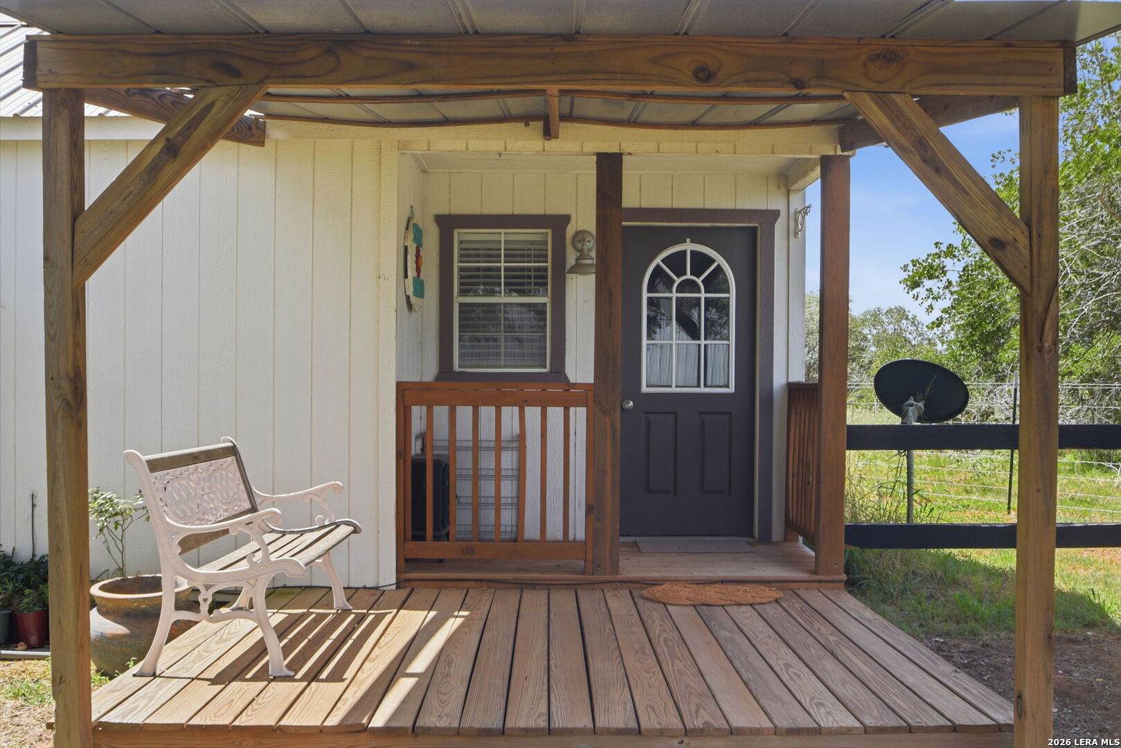 main property photo 19
