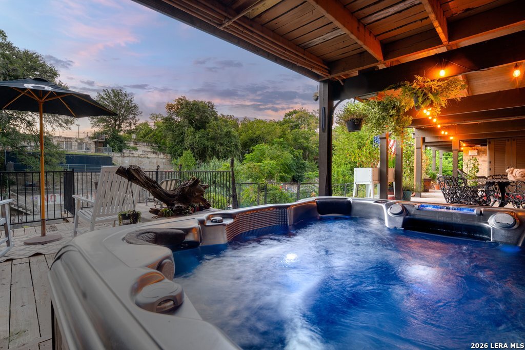 main property photo 32
