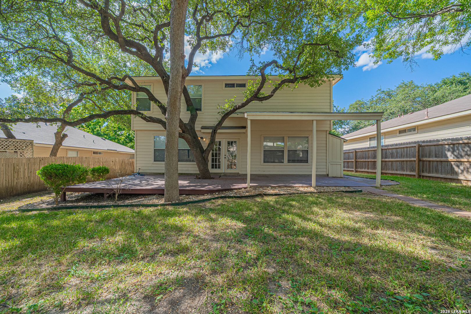 main property photo 28