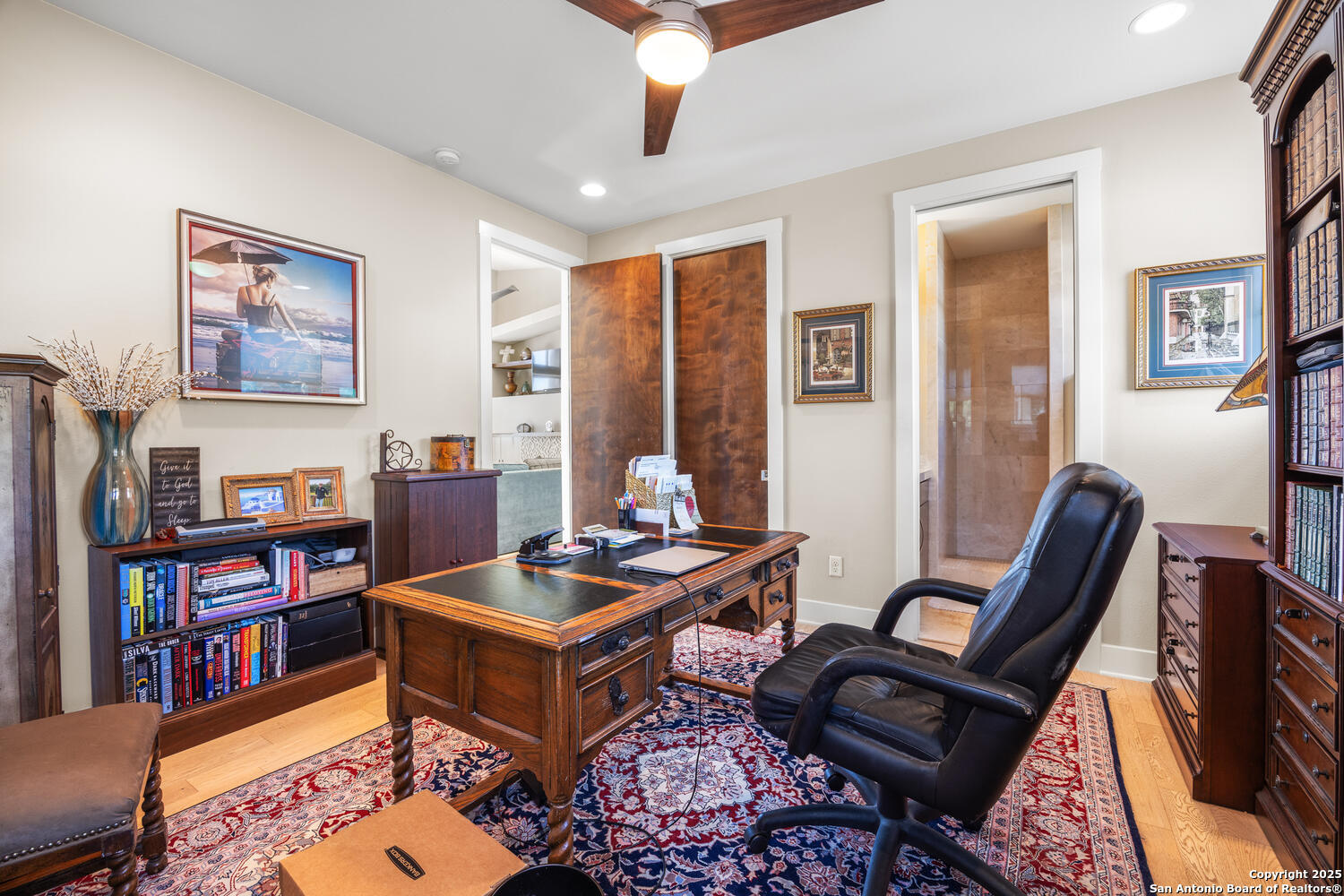 main property photo 27