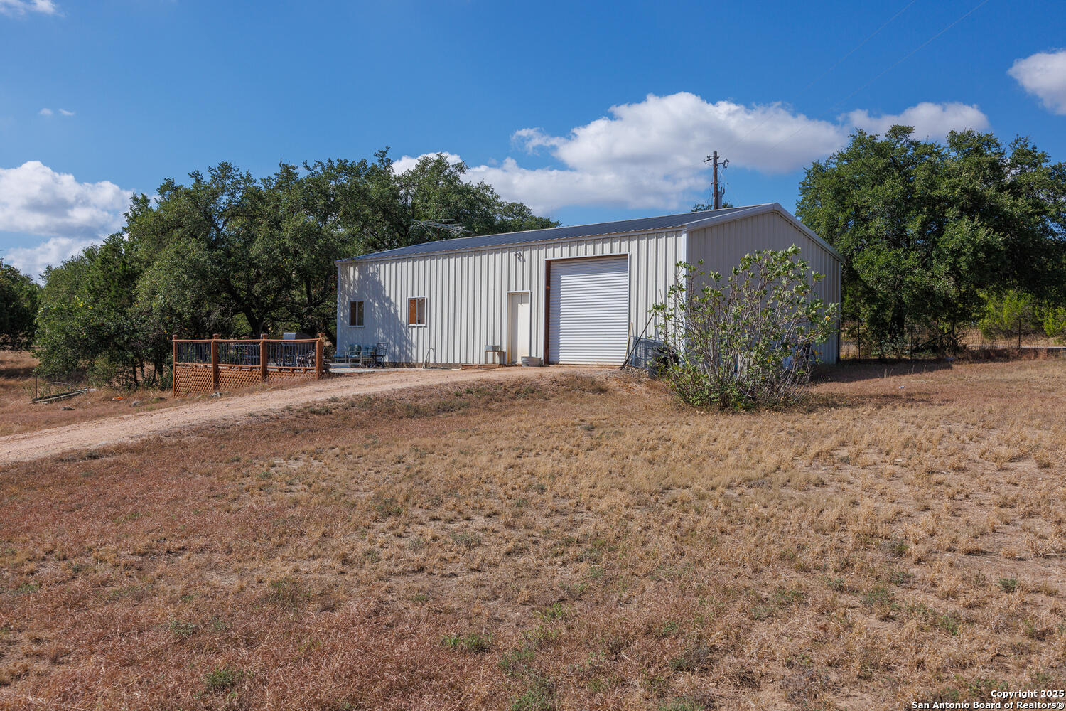 main property photo 46