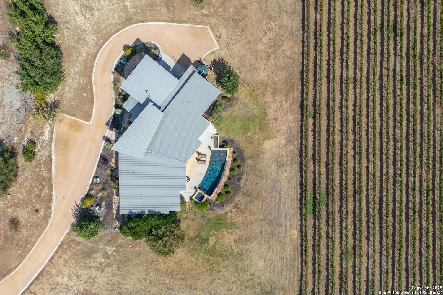 main property photo 49