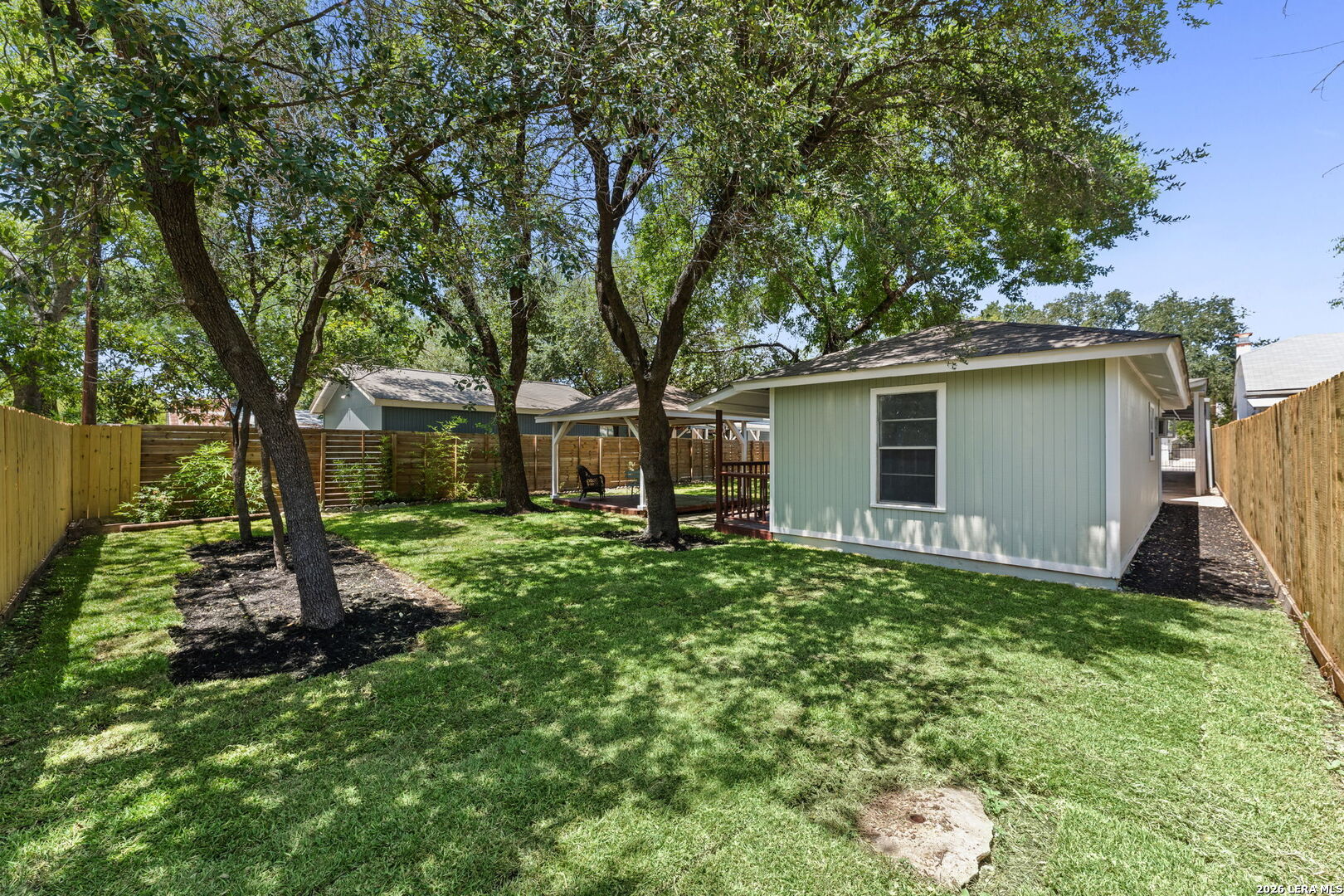 main property photo 31