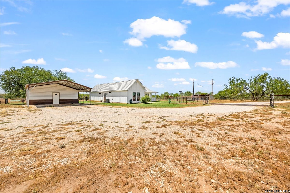 main property photo 7
