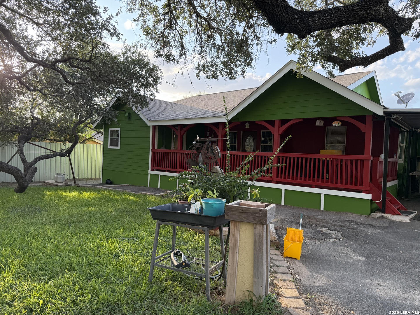 main property photo 2