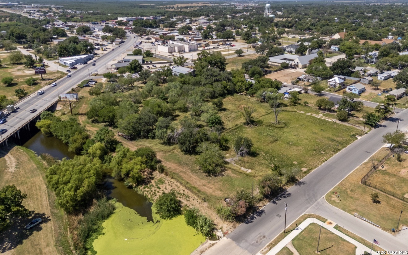 main property photo 8