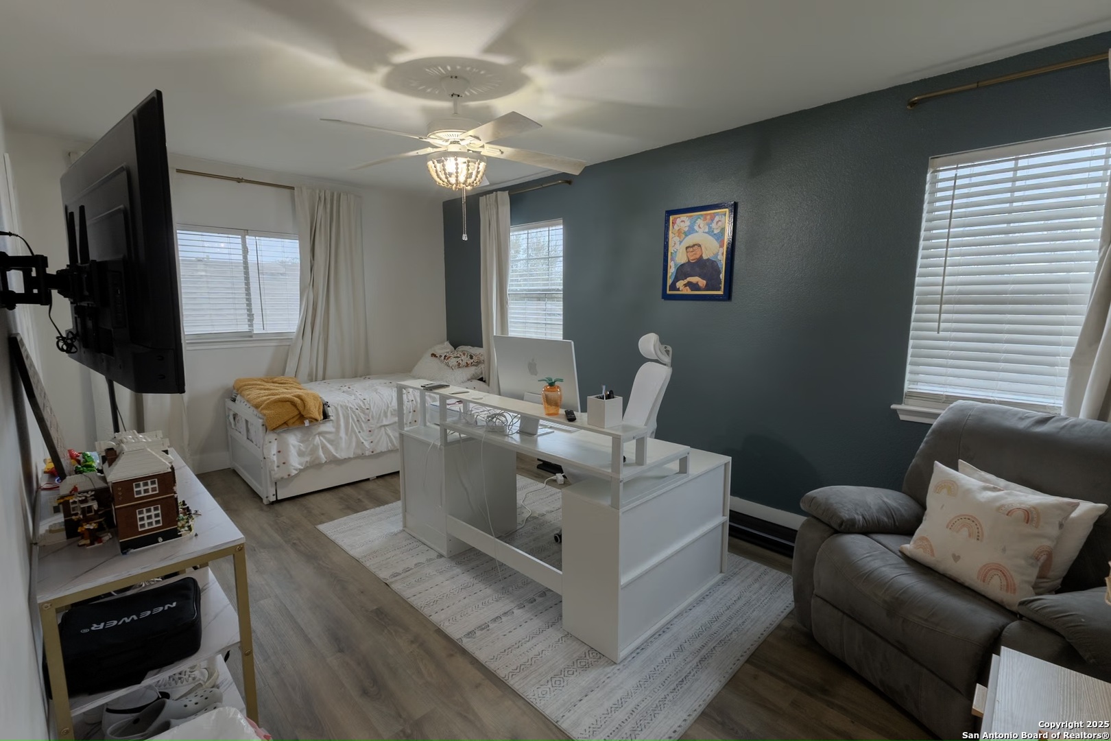 main property photo 15