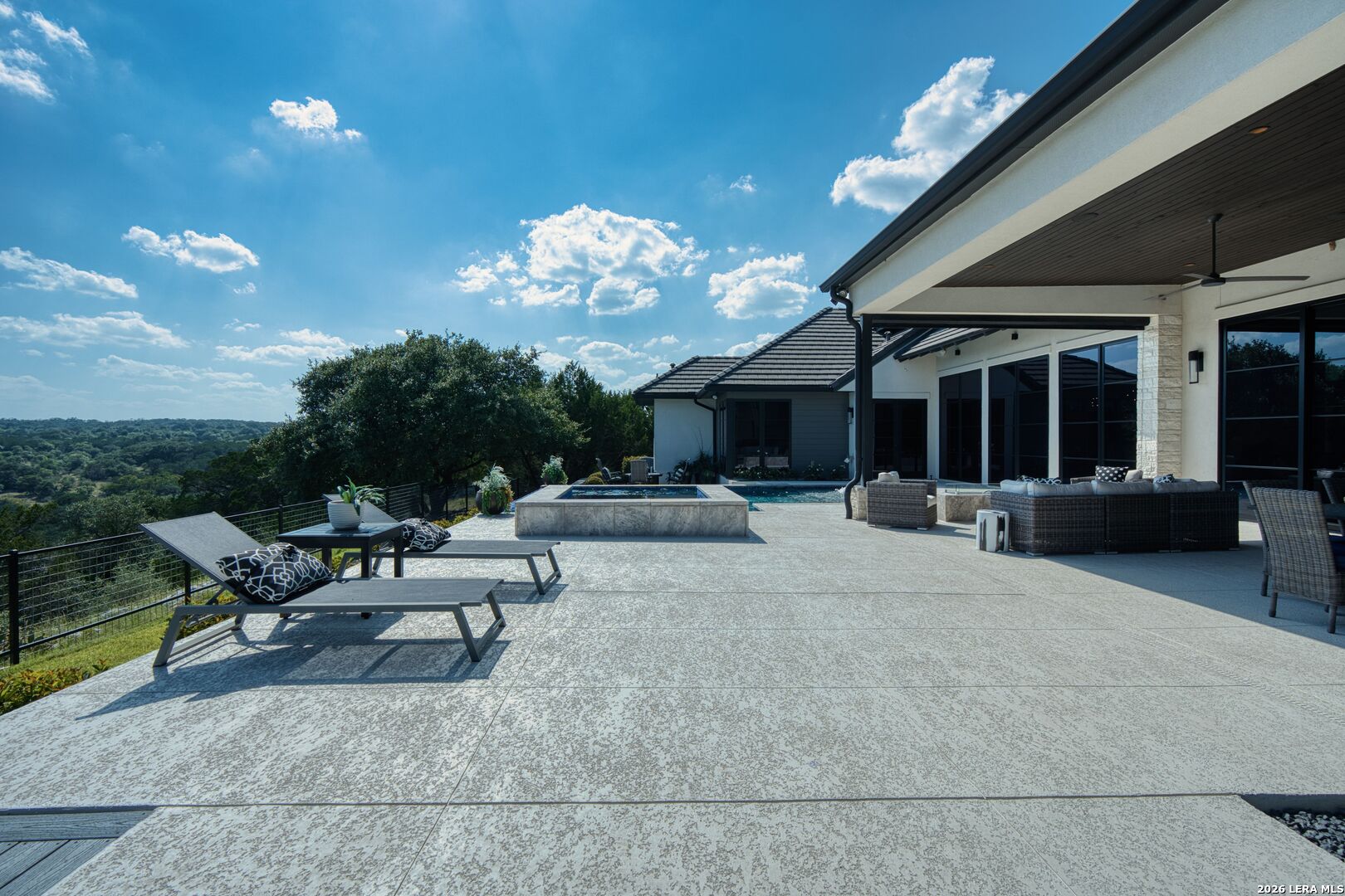 main property photo 75