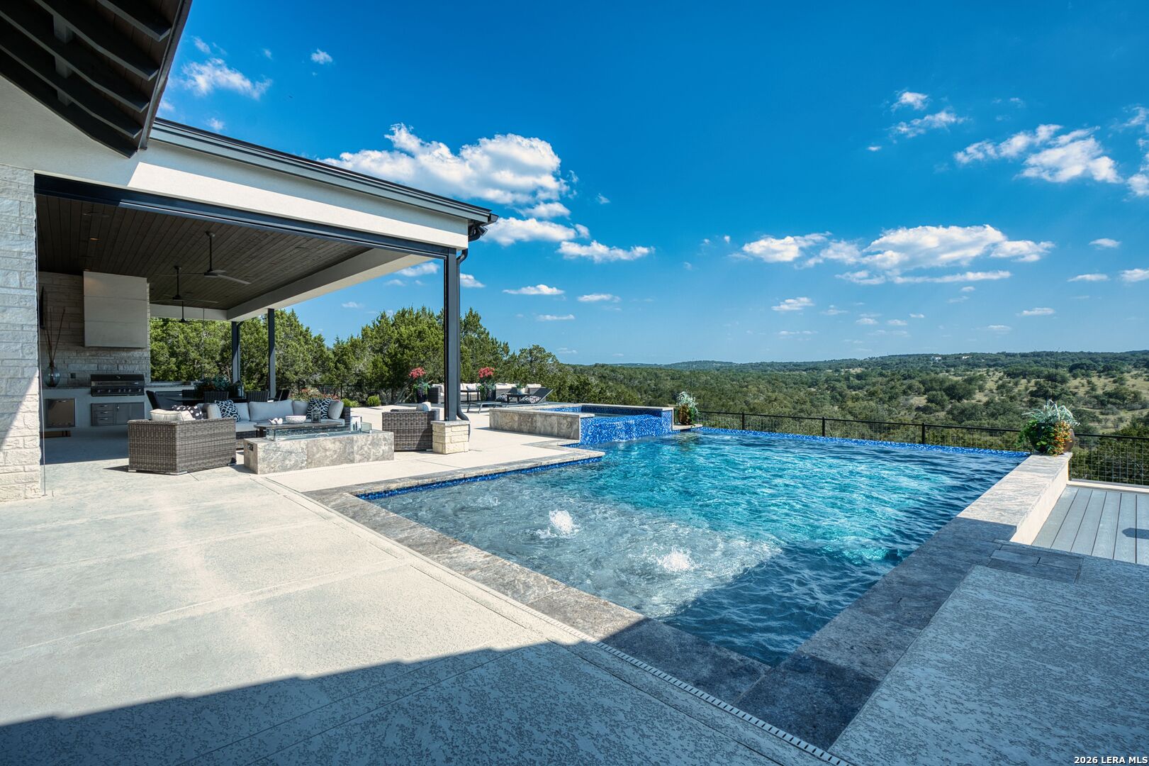 main property photo 78