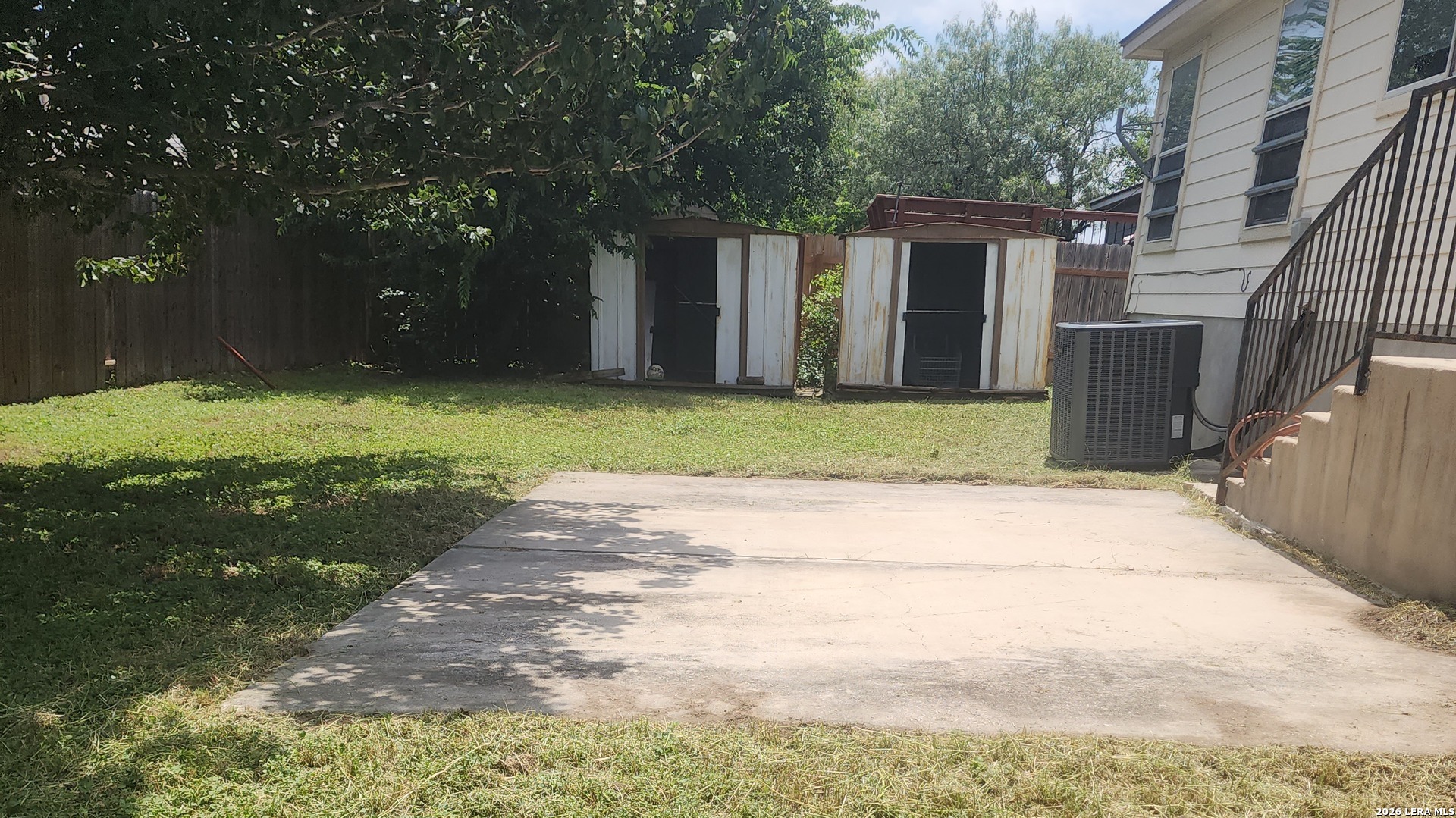 main property photo 16