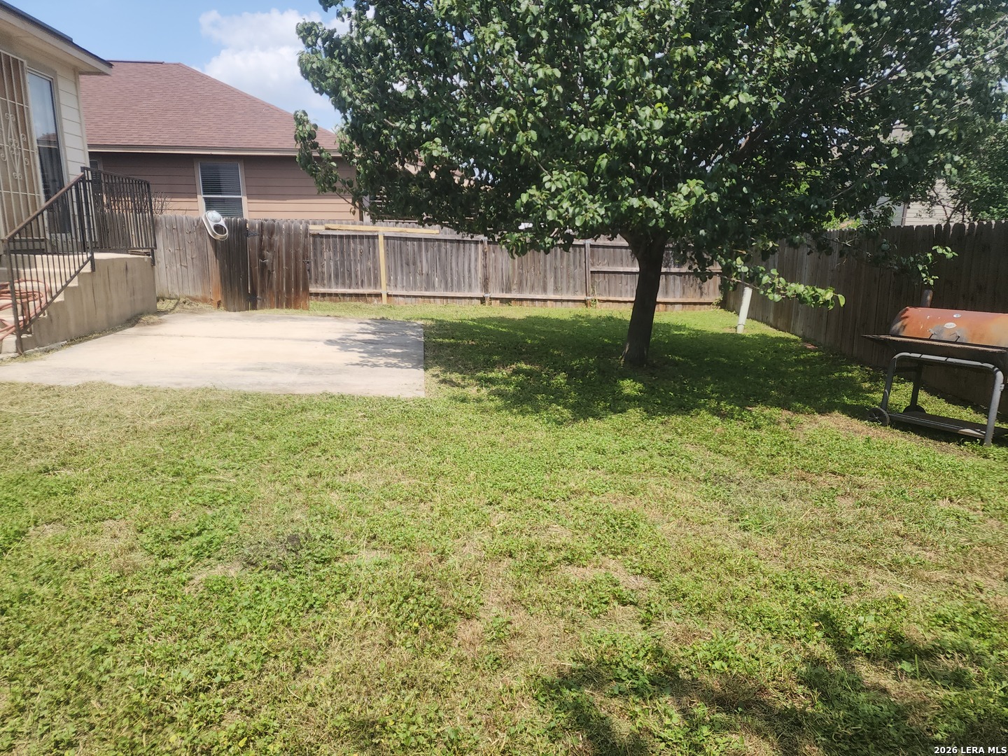 main property photo 17