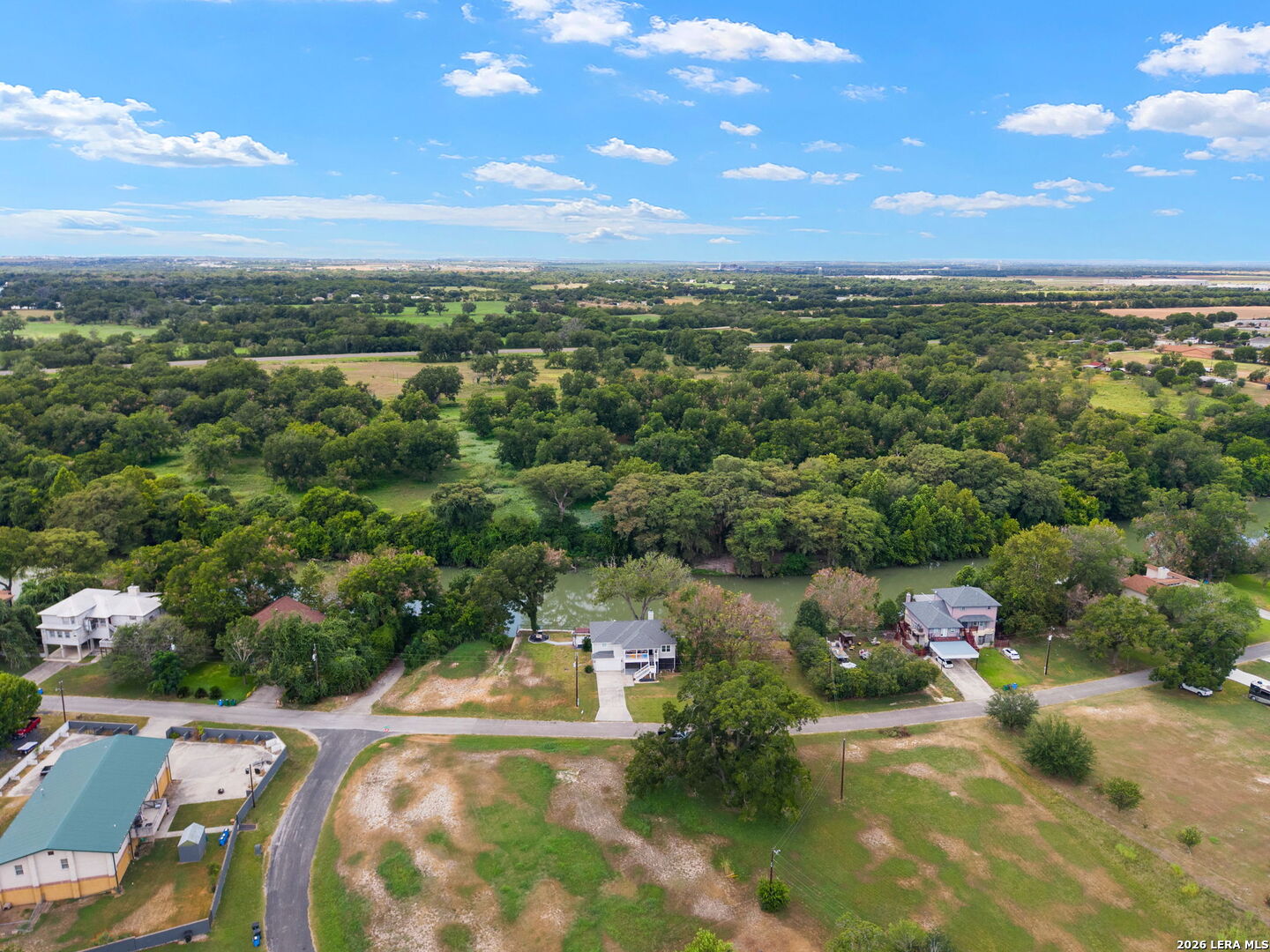 main property photo 74