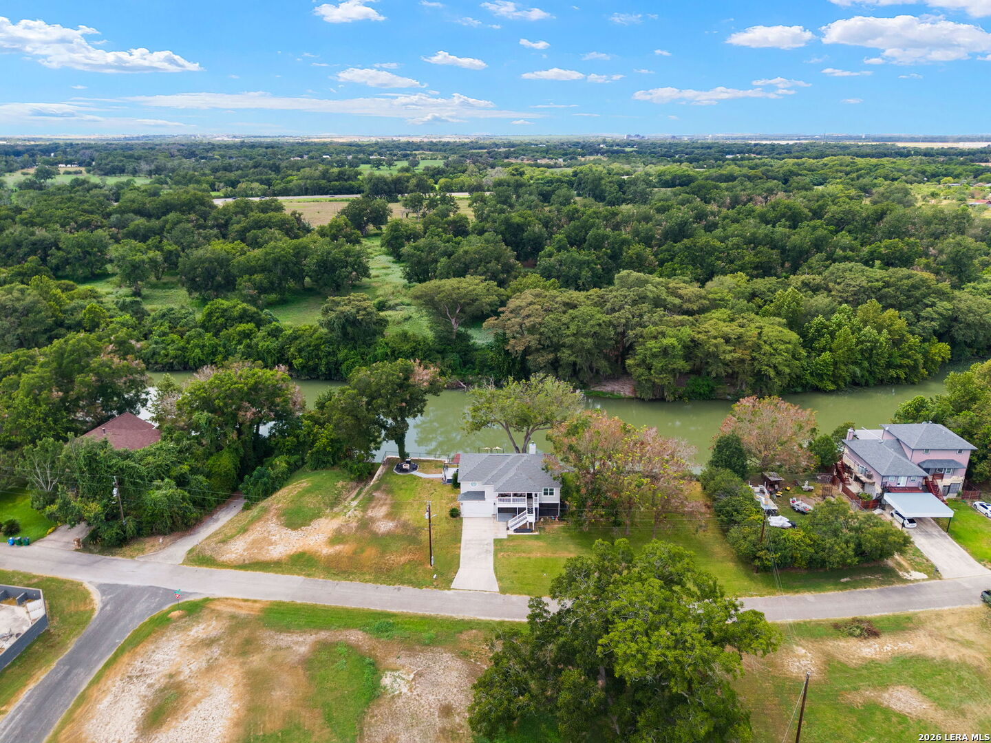 main property photo 75