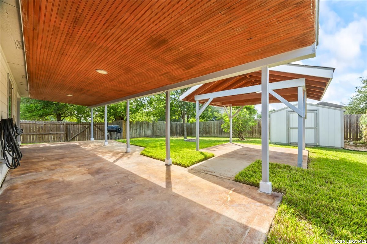 main property photo 36