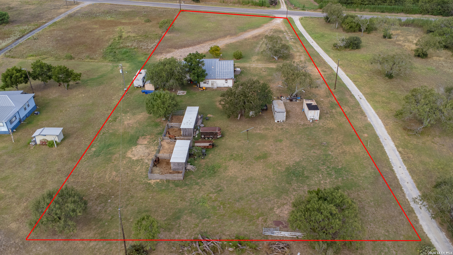 main property photo 14