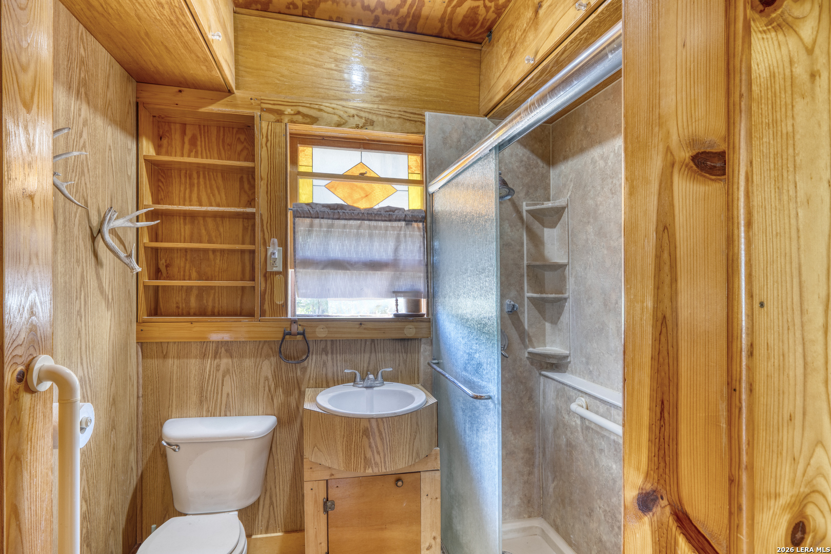 main property photo 13