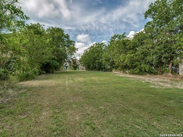 main property photo 6