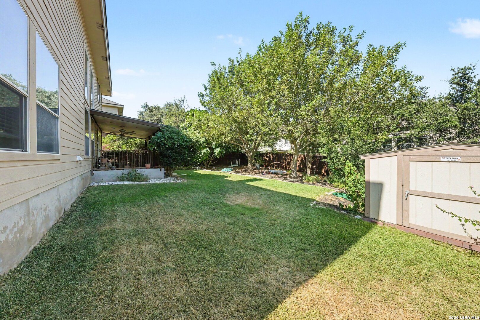 main property photo 34