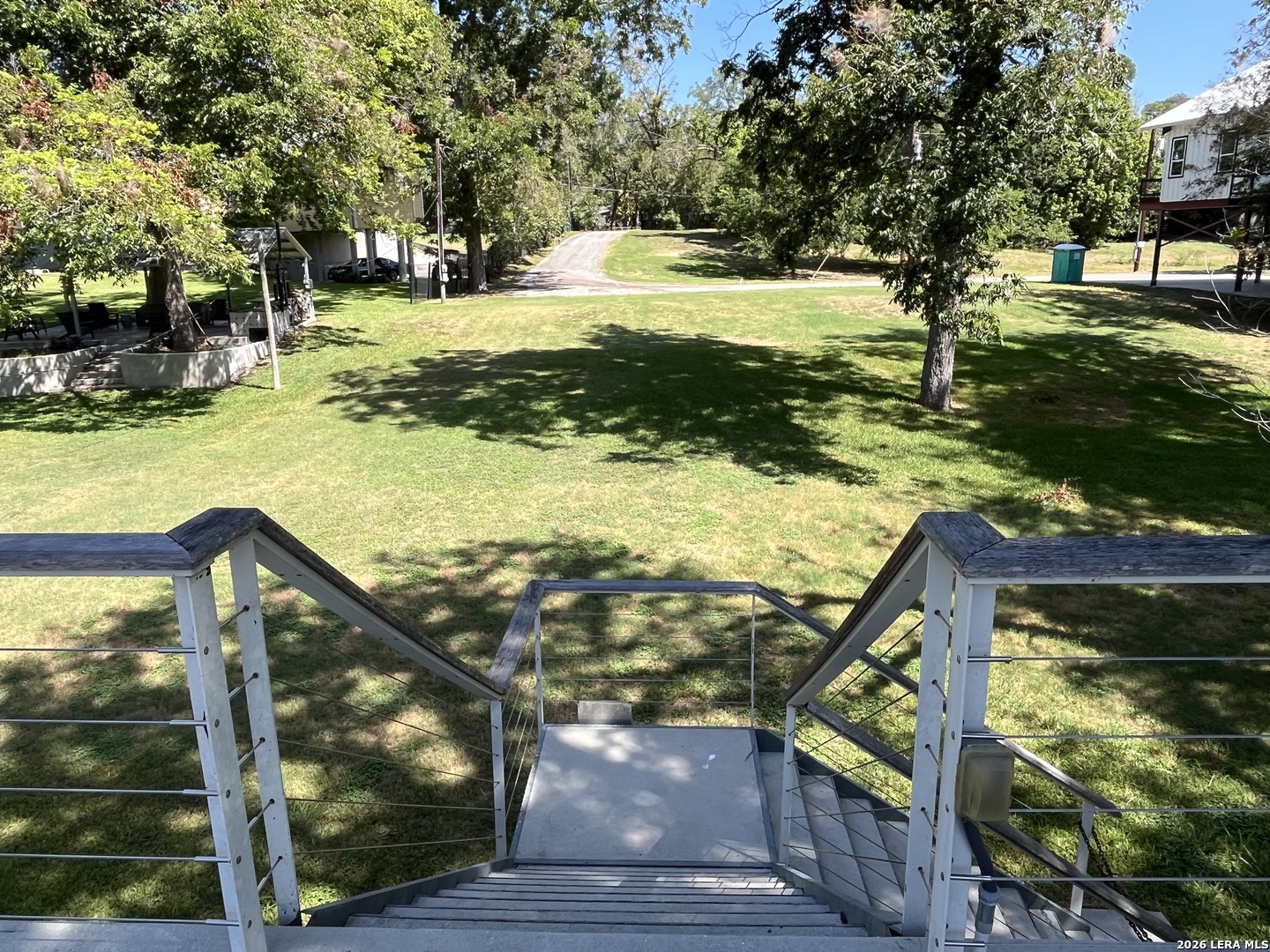 main property photo 11