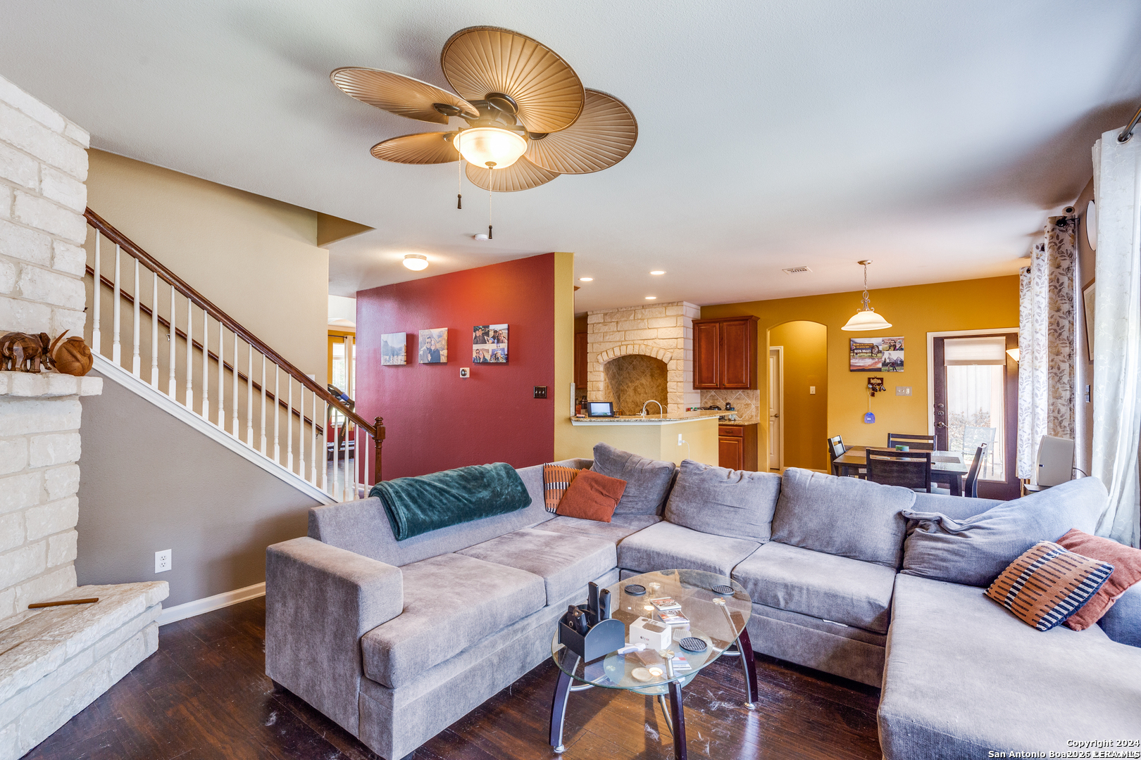 main property photo 7