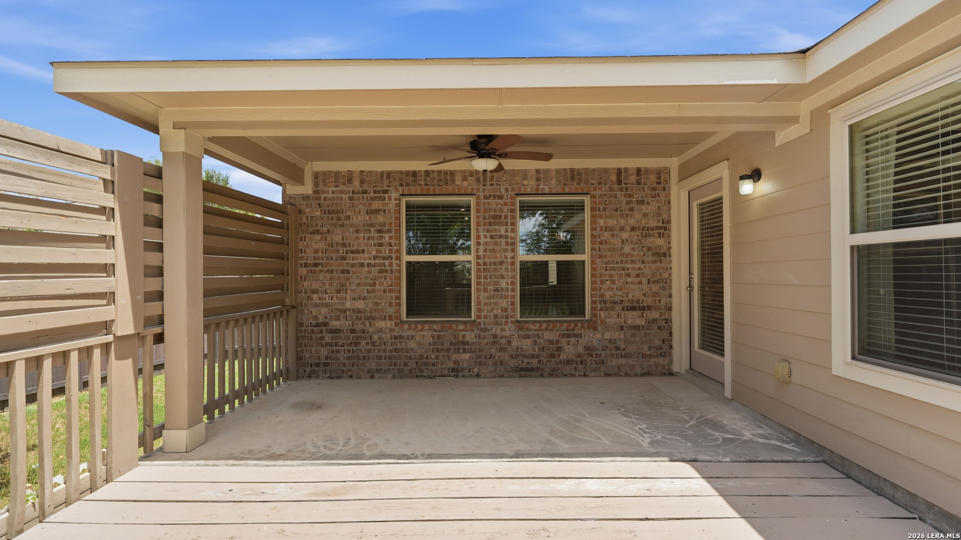 main property photo 30
