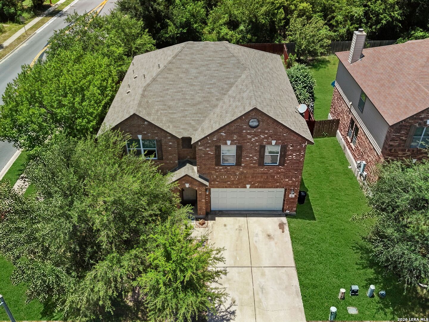 main property photo 4