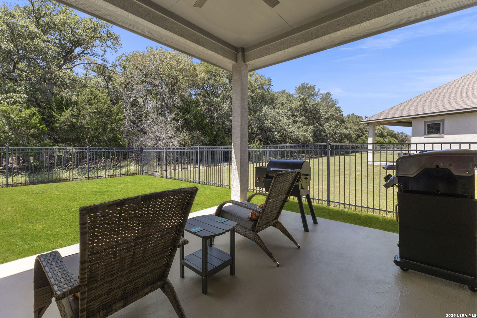 main property photo 38
