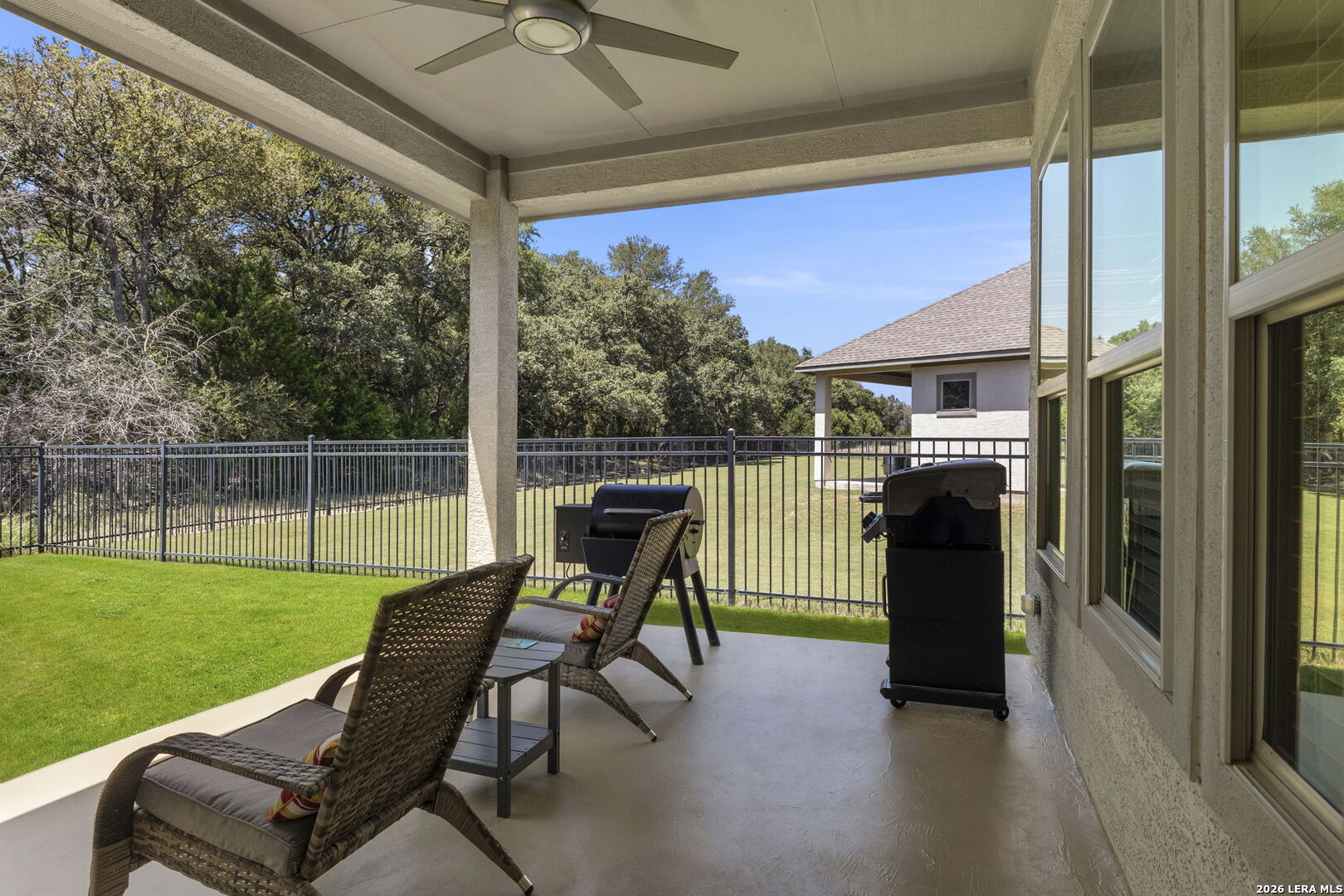 main property photo 39